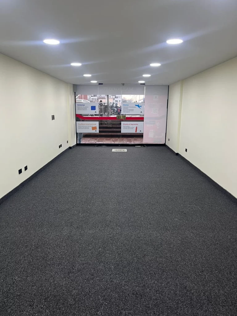 Alfombra en rollo para oficinas y call centers