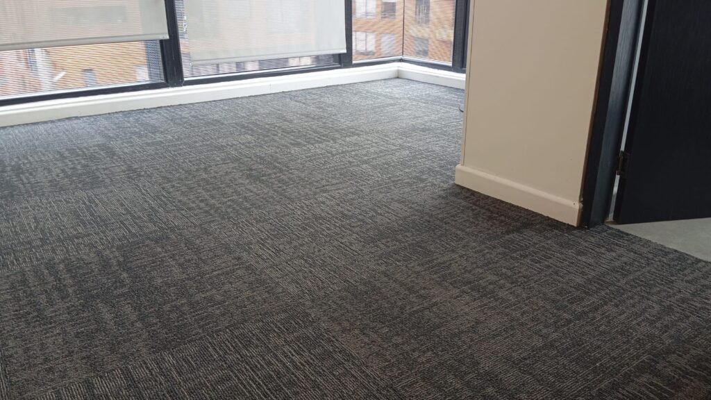 Alfombra modular para empresa en bogotá